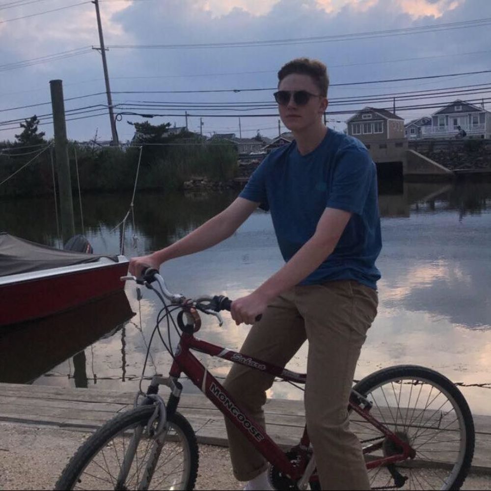 Meet your Posher, Evan